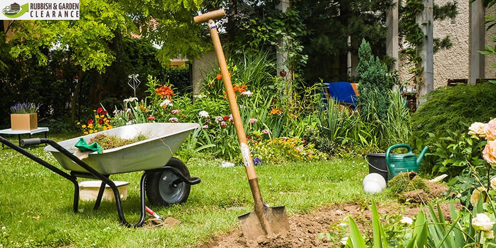 7 Reasons To Use Garden Clearance Services In Sutton